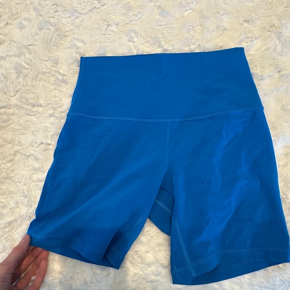 Blue lululemon align shorts - Picture 4 of 5